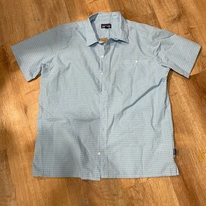 Men’s Patagonia button down short sleeve shirt NWT
